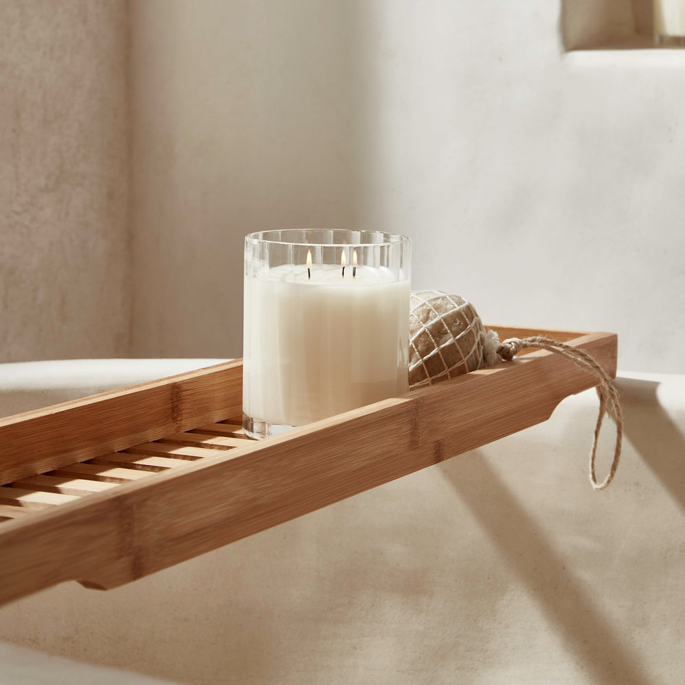 350g Candle- Cotton Flower & Freesia